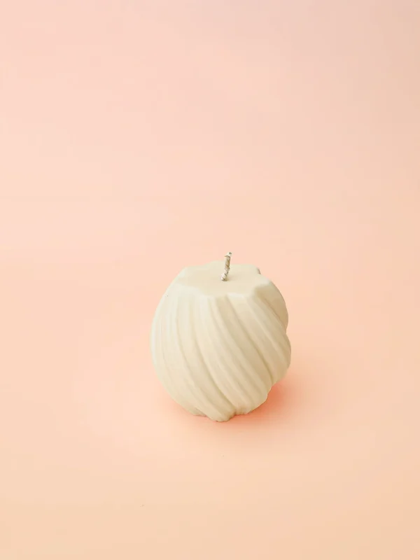 Bougie décorative torsadée blanche Hula Hoop taille S, fond – bougie artisanale en cire végétale